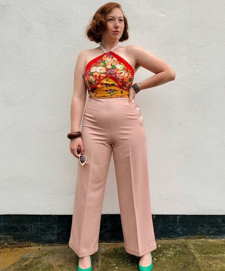 ポーグ xxx オンリーファンズ セクシー裸 写真