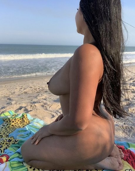 おばあちゃんの熟女OnlyFans アートヌード 写真