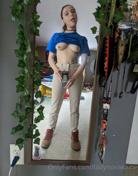 ladynovakaine 完璧なスター 写真