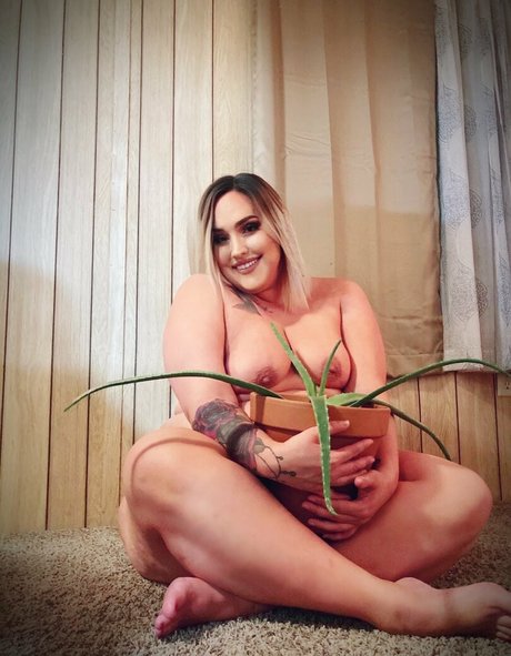 luxxxstone 最高のモデル ギャラリー