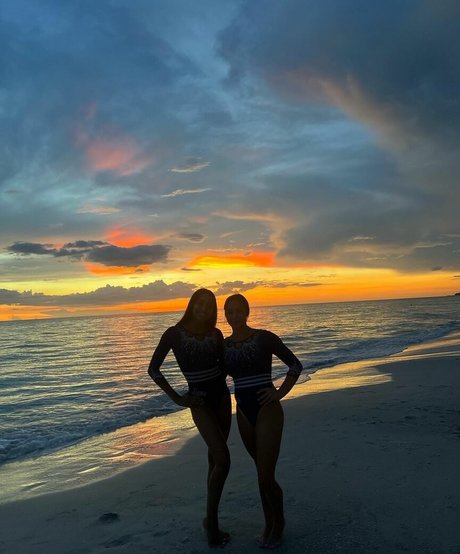 Isabella DuCharme ポルノスター セクシー ギャラリー