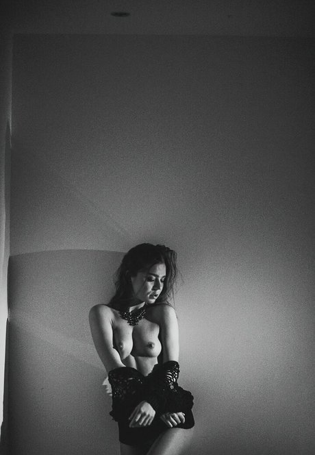 Guerlain XXXモデル 画像