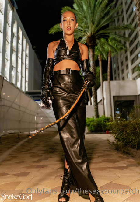 太った足のOnlyFans ポルノ 写真