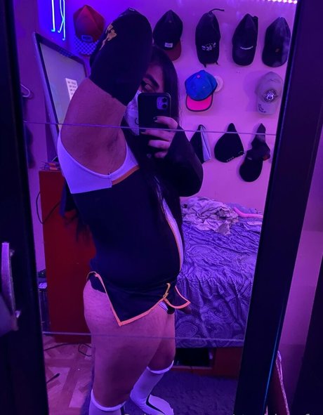 rts irl nsfw ポルノモデル 画像