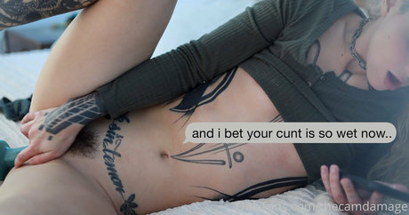 小柄な妻OnlyFans トップ 写真