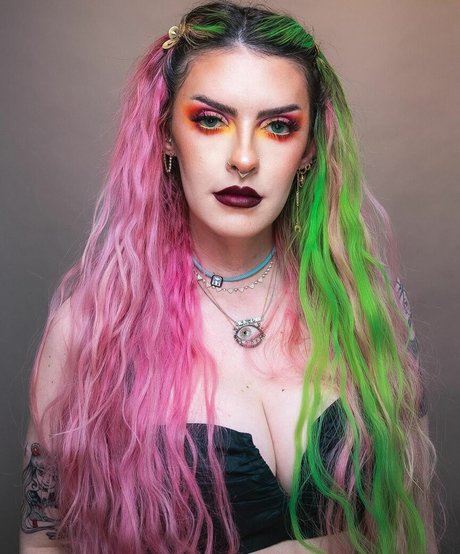 Karen Bachini トップスター 写真