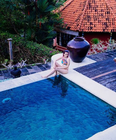 Karen Bachini ポルノスター 素敵 写真