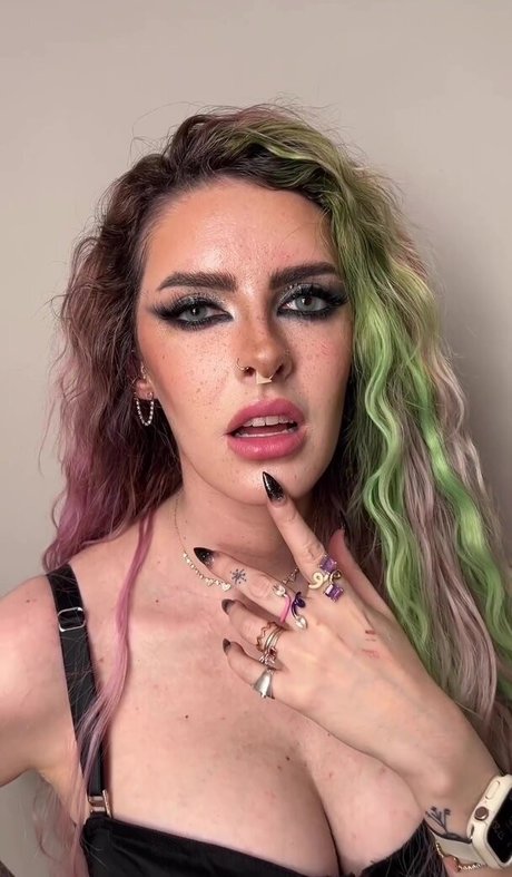 Karen Bachini 美しいモデル アーカイブ