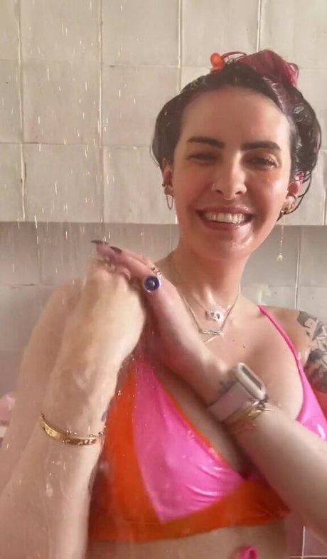 Karen Bachini 美しいポルノスター 写真