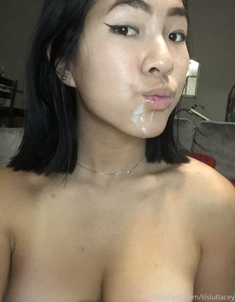 OnlyFansの普及 ホットヌード 写真