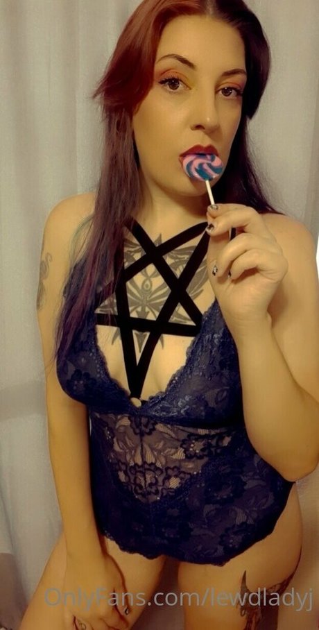 お金 オンリーファンズ ホット 写真