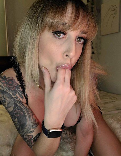 痩せたアジア人ティーン OnlyFans ホットxxx 写真