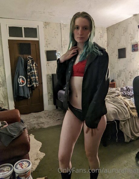 ボールズオンリーファンズ ヌード 写真