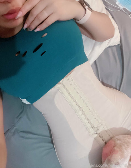 ハロウィン オンリーファン 無料裸 写真