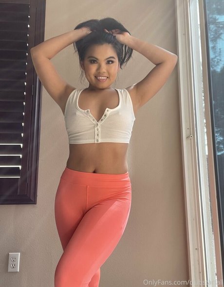 ゲイビデオ OnlyFans 可愛い 写真