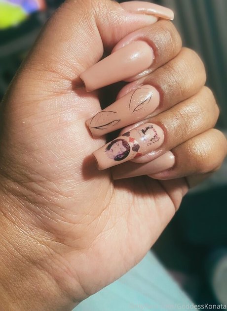 巨大な天然おっぱいオンリーファンズ アダルト無料 写真