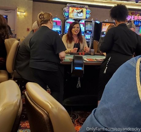 トゥインクスオンリーファンズ アダルト無料 写真