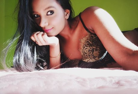 ブラックマジックオンリーファンズ セックス アーカイブ