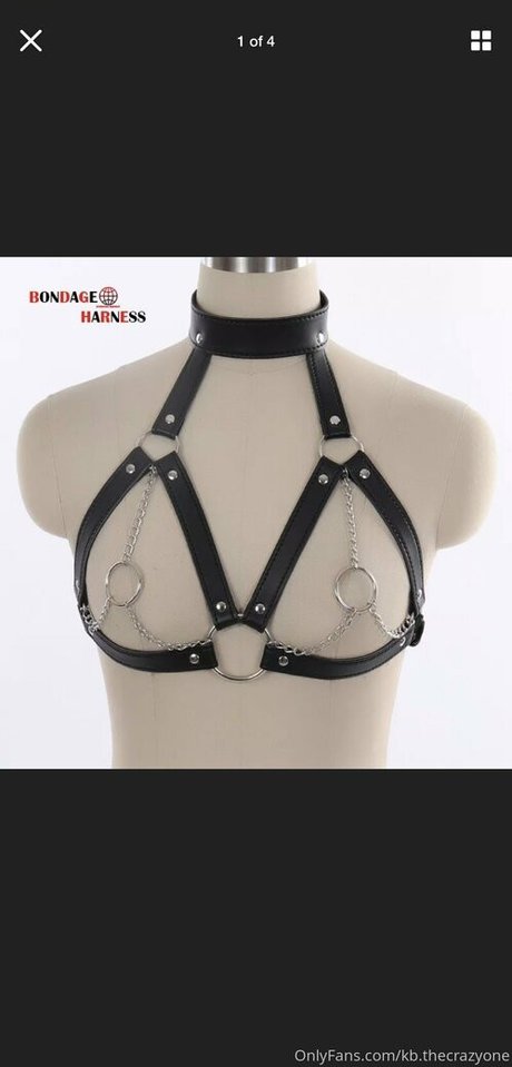 kb thecrazyone ヌードのポルノスター 写真