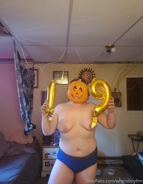 小柄なティーンオンリーファン ヌード 写真