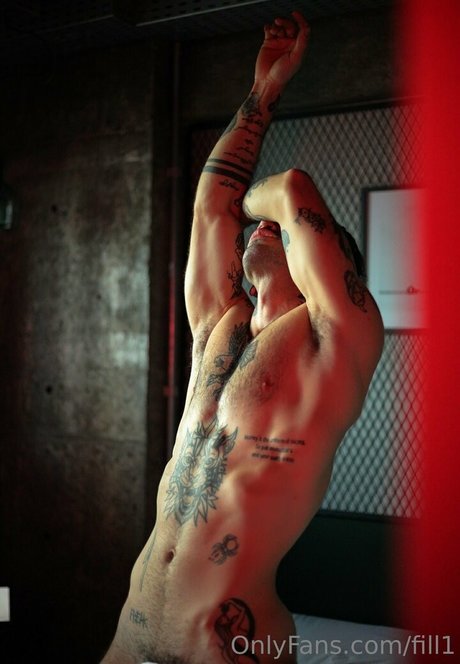 fill1 ポルノスター セクシー 画像