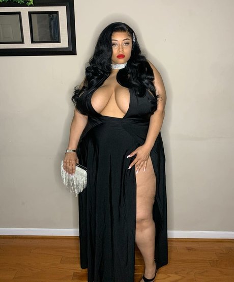 50歳以上のオンリーファンズ エロ ギャラリー