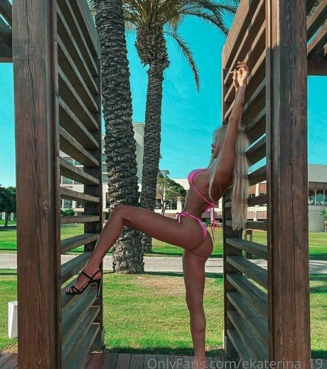 ekaterina 19 ポルノスター セクシー 写真