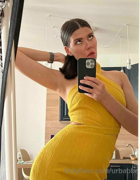 大きなお尻と巨乳のオンリーファンズ セックス 写真