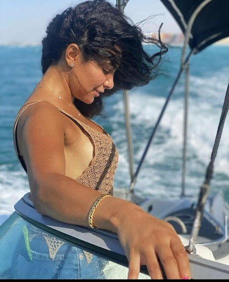 アマチュアヌードオンリーファンズ ホット裸 画像