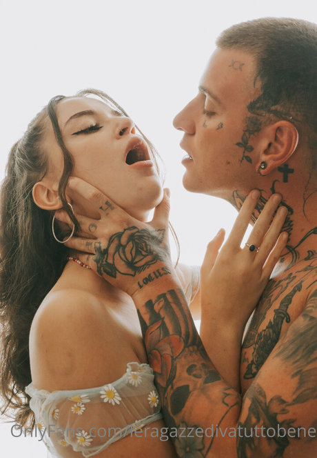 leragazzedivatuttobene ポルノモデル 写真