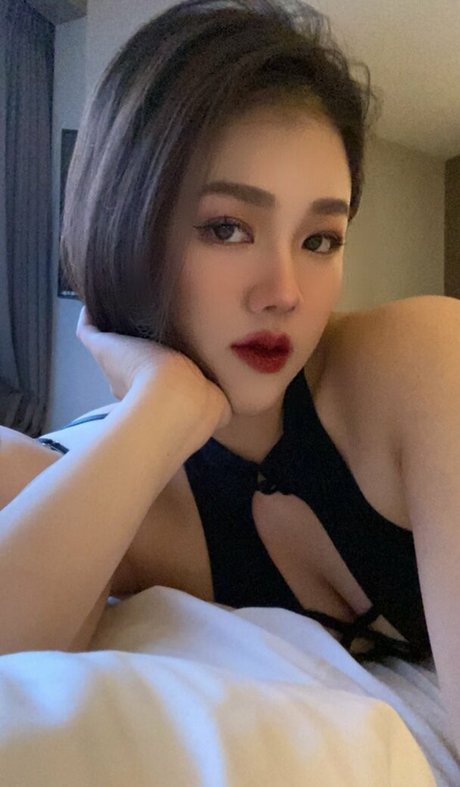 プリティオンリーファンズ ホット裸 画像