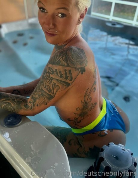 プールファックOnlyFans 美しいポルノ 写真