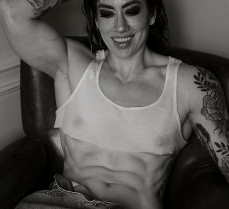 アジア人 ノーPPV オンリーファンズ 無料セックス 画像