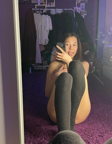 小さなオンリーファンズ トップ 写真