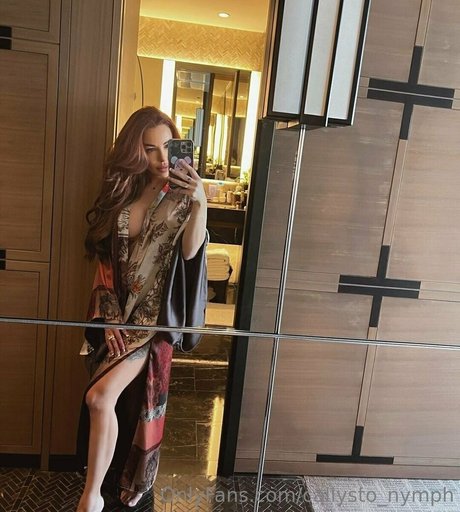 騎乗位熟女OnlyFans ホットセックス 写真