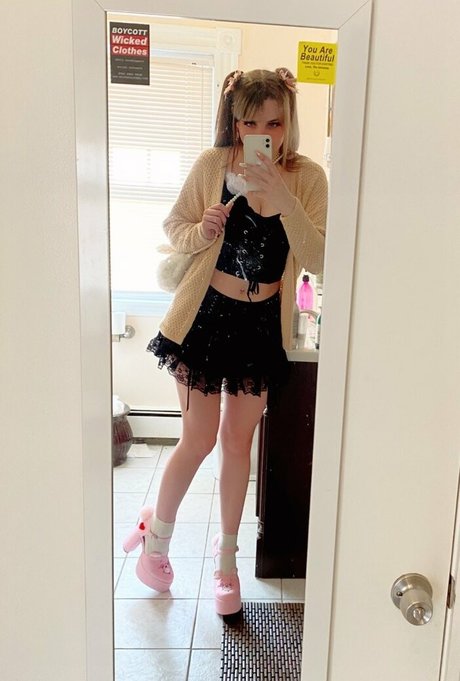 elliechii 素敵なモデル アーカイブ