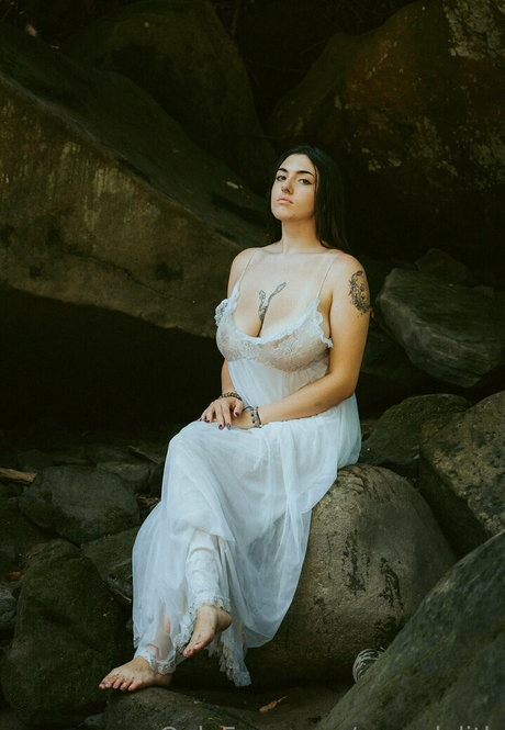 ravenlylith 完璧なモデル 写真