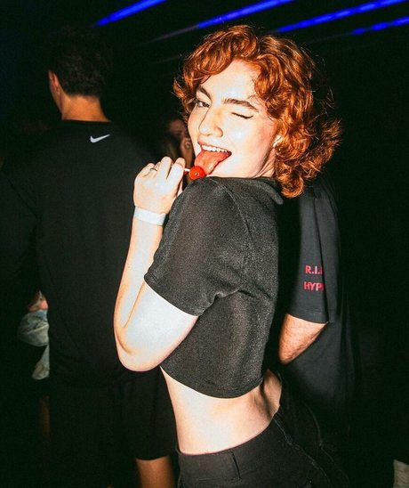 太めのブロンドオンリーファンズ セクシーxxx ギャラリー