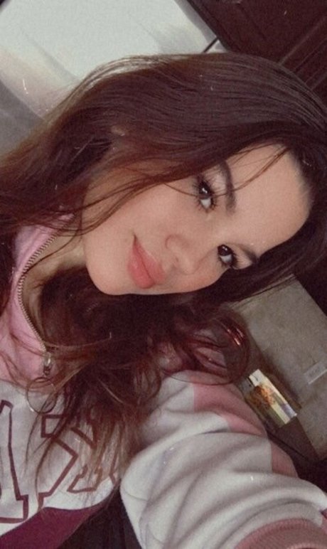 大きな黒い猫OnlyFans 無料エロ 写真