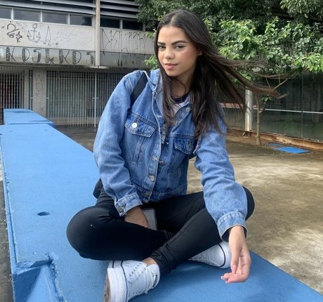 Gisele C 美しいポルノスター 画像