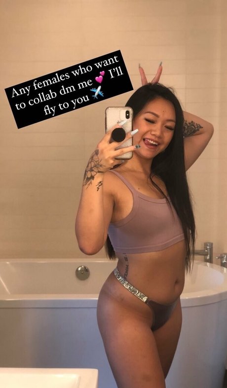 インドのティーンオンリーファン エロチック 写真