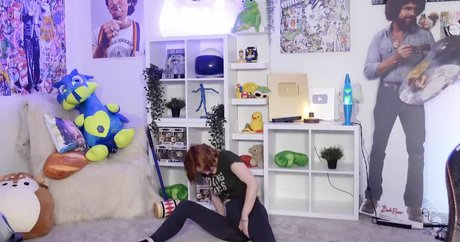 マッスルガールズオンリーファンズ アート裸 ギャラリー