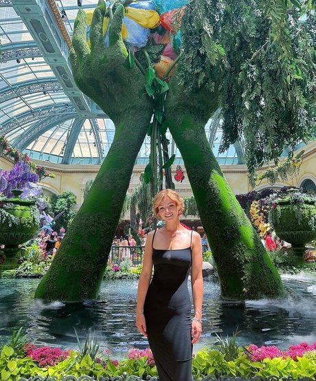 曲線美のランジェリーOnlyFans ポルノ 写真