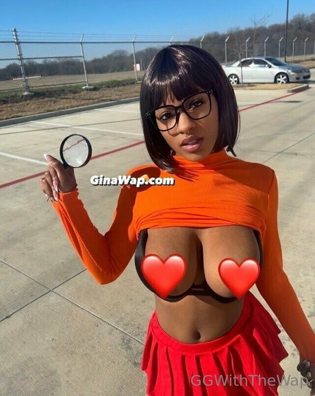 背が高くて巨乳のOnlyFans セックス 写真