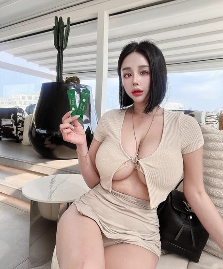 ブラジルの猫オンリーファンズ アダルト無料 画像