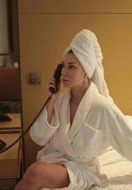 lucia morris スター xxx アーカイブ