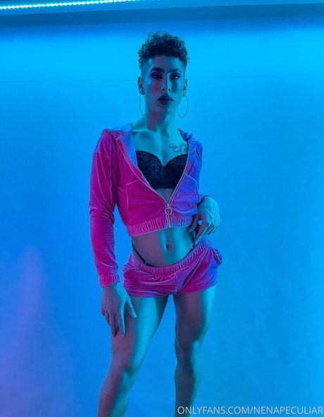 大きなお尻と巨乳のオンリーファンズ アダルト無料 画像