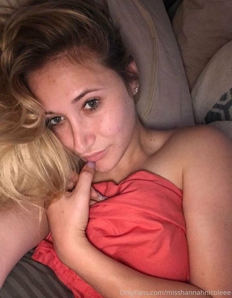 ヌード 屋外 OnlyFans 素敵 写真