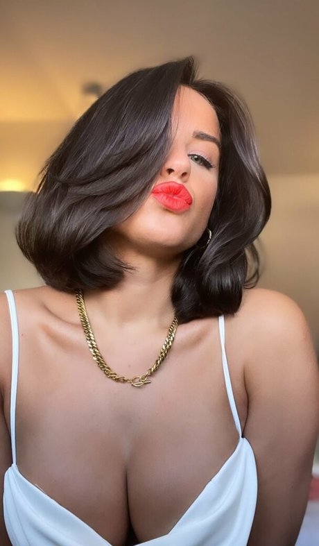 Georgia May Foote 完璧なモデル ギャラリー