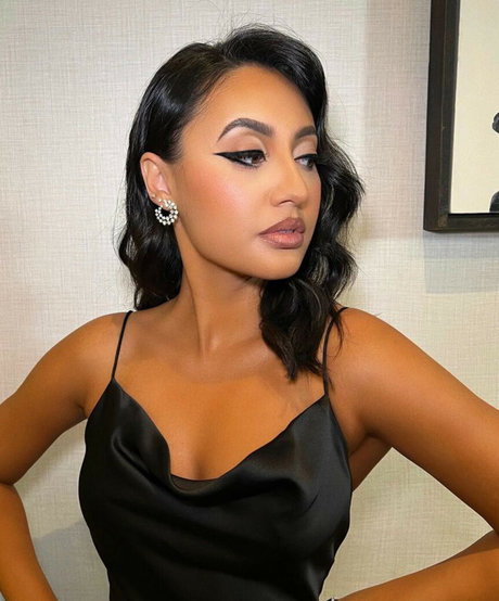 Francia Raisa 裸のスター 写真